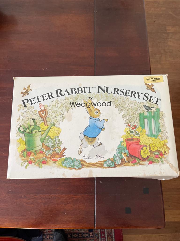 Wedgwood Peter Rabbit Nursery Set - Nieuw in doos, Verzamelen, Ophalen of Verzenden, Zo goed als nieuw