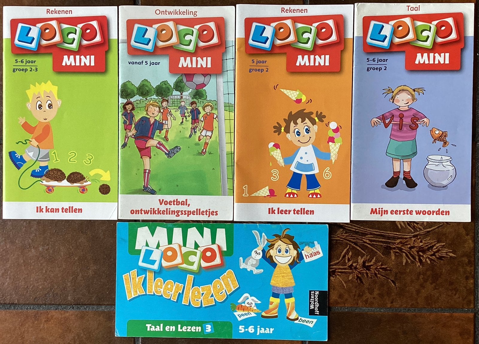 Mini loco boekjes vanaf 5 jaar 4,50 euro per boekje, Ophalen of Verzenden, Zo goed als nieuw