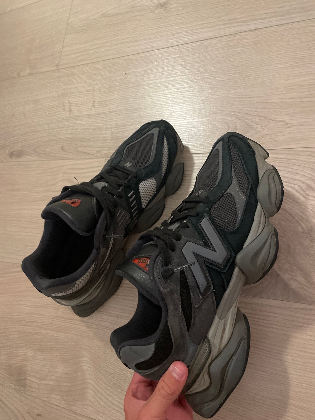 New Balance 9060 Sneakers - Goede Staat- 42.5, Kleding | Heren, Zwart, Ophalen of Verzenden, Sneakers of Gympen, Gedragen
