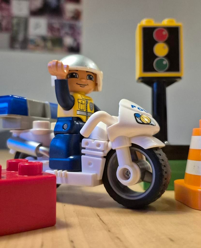 Lego Duplo politiemotor 5679 (compleet), Gebruikt, Ophalen of Verzenden, Duplo, Complete set