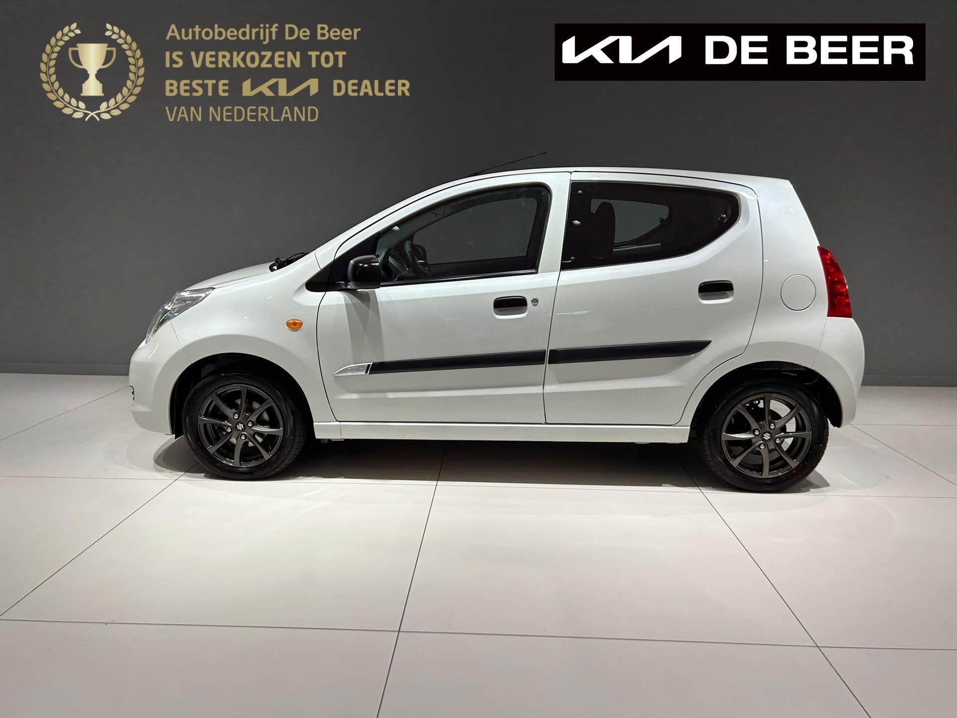 SUZUKI Alto 1.0 68pk Automaat Exclusive Airco/ LM / Unieke k, Automaat, Stof, Gebruikt, 4 stoelen