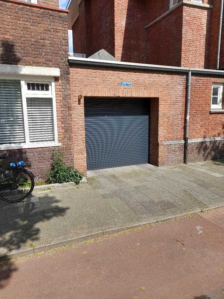 P. te huur, Ophalen of Verzenden