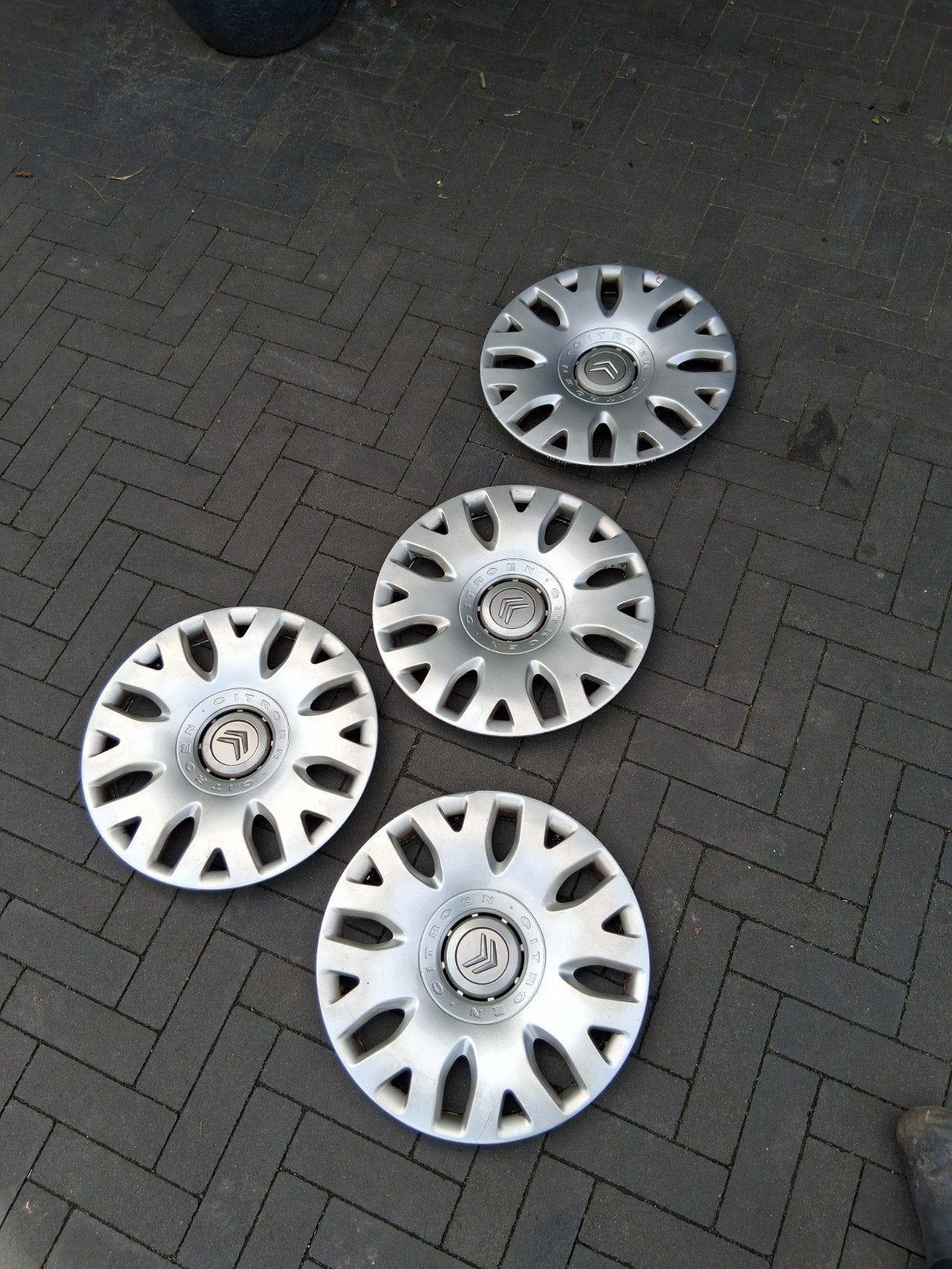 Citroen wieldoppen 16 inch, Ophalen, Gebruikt