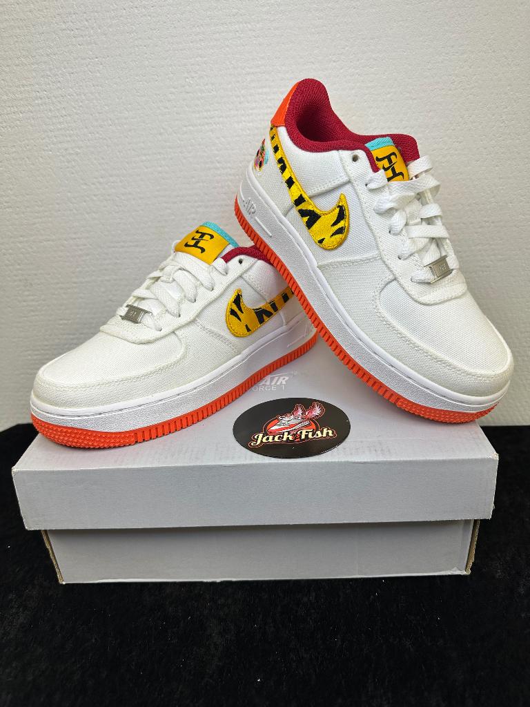 Nike Air Force 1 Low - Year of the Tiger - Size 35,5, Overige kleuren, Nike, Nieuw, Ophalen of Verzenden