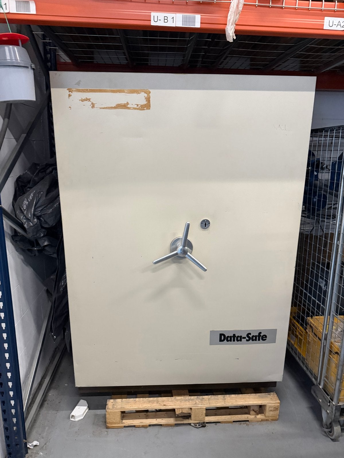 Grote Data-Safe Brandkast - Made in Western Germany, Ophalen of Verzenden, Gebruikt, Brandkast