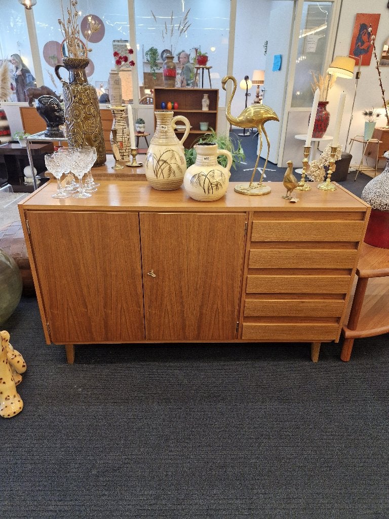 Vintage dressoir met vier lades jaren 70, Huis en Inrichting, Kasten | Dressoirs, Ophalen, Gebruikt, ., Vintage