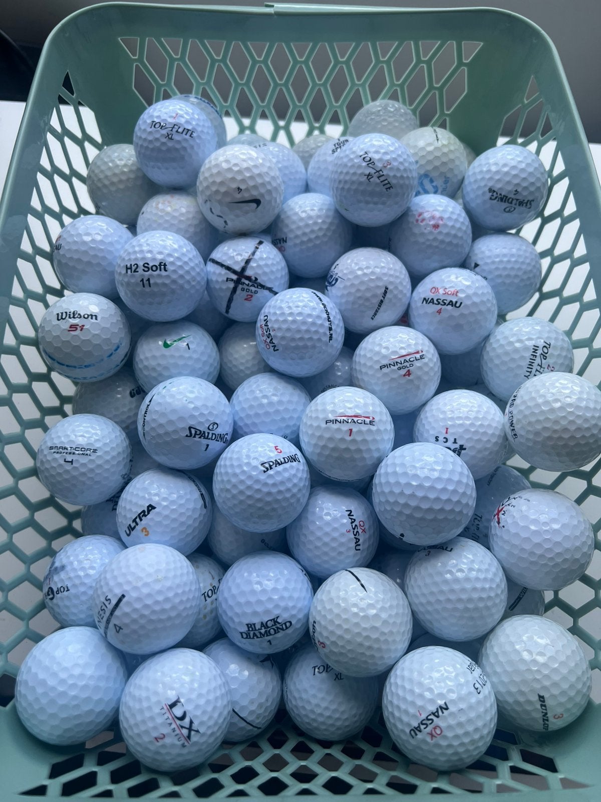 100/200 golfballen mix goede kwaliteit, Ophalen of Verzenden, Zo goed als nieuw, Bal(len)