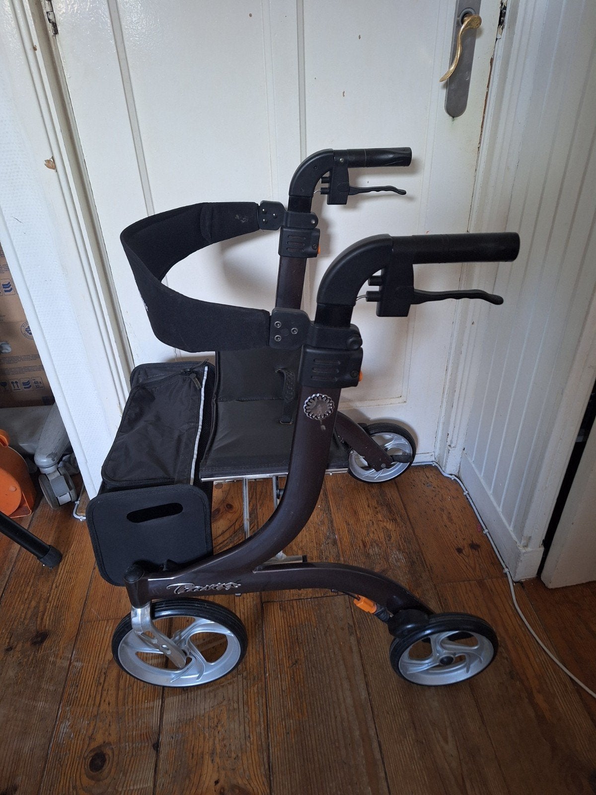 Medipoint Travixx lichtgewicht rollator (S)– inklapbaar, Ophalen, Opvouwbaar, Gebruikt