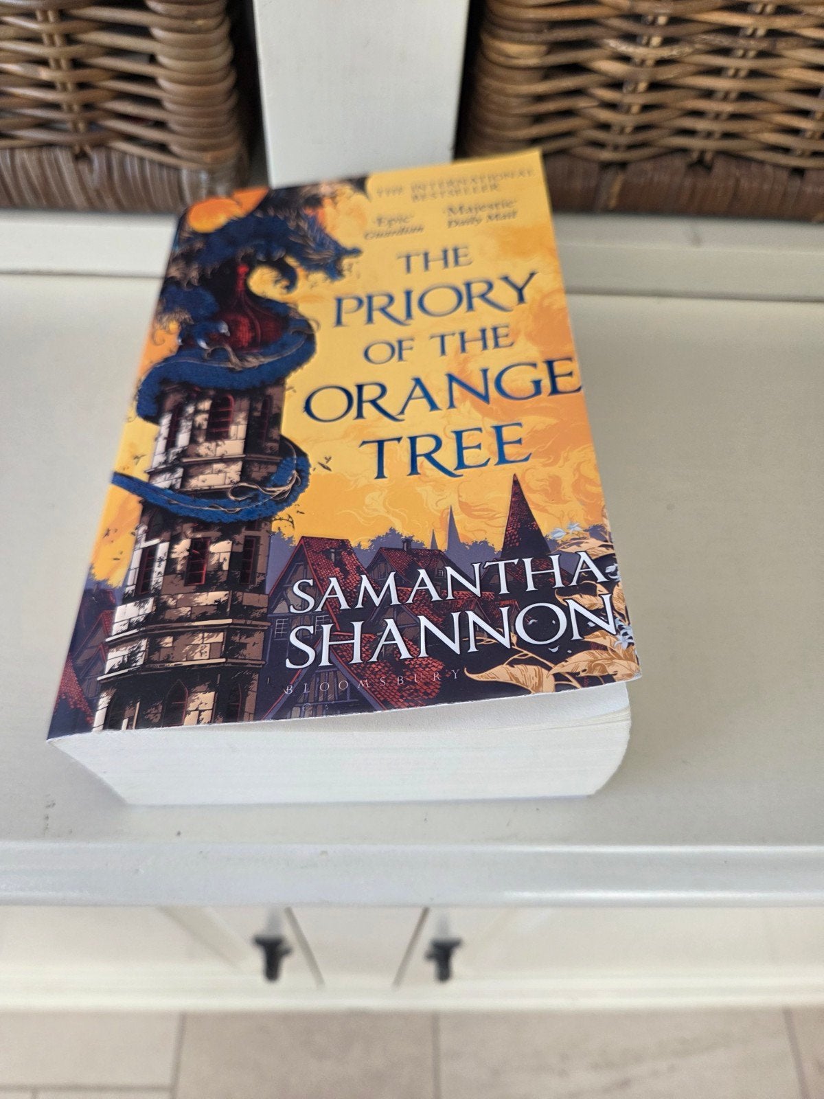 Samantha Shannon - The priory of the Orange tree, Ophalen of Verzenden, Gelezen