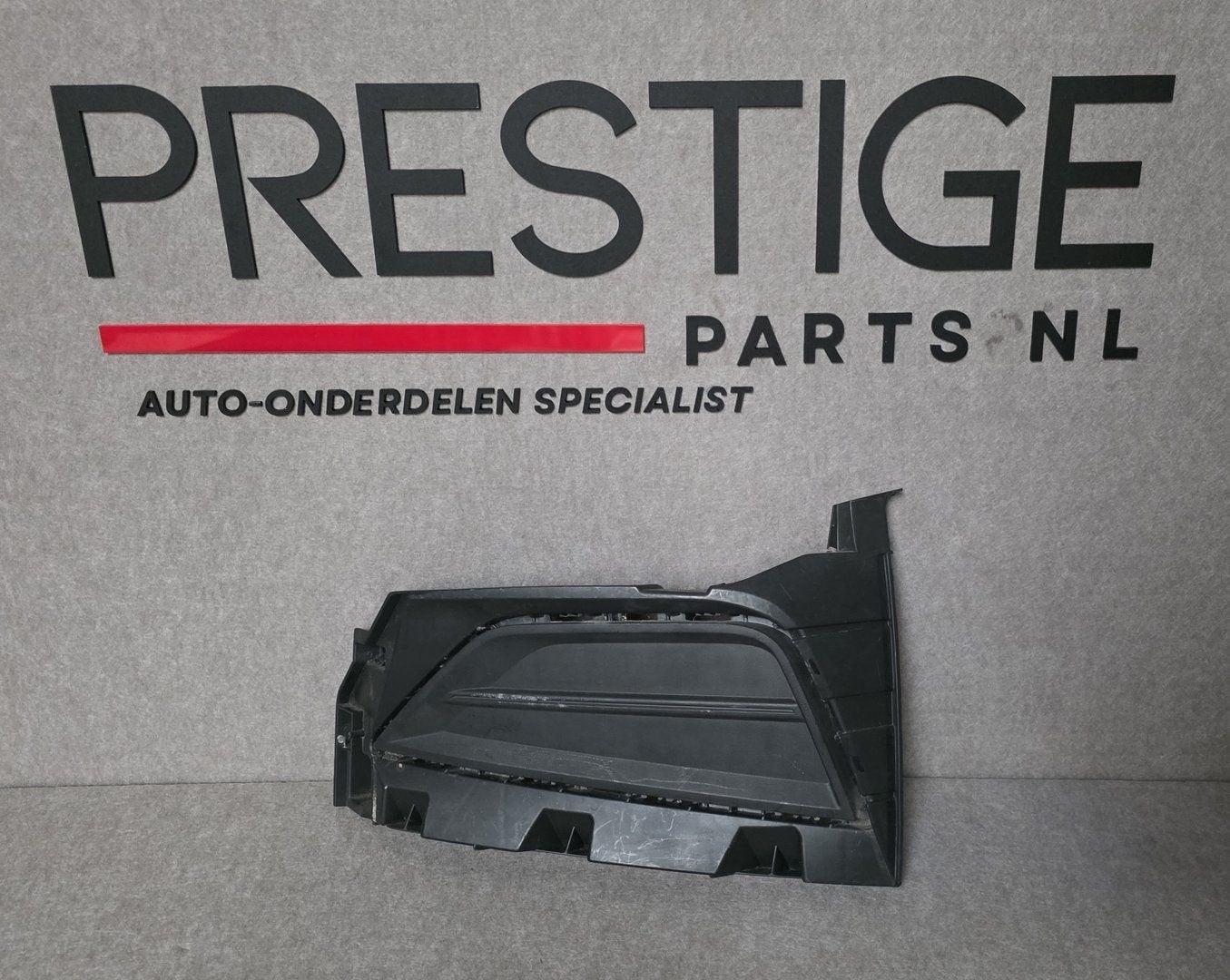 Voorbumper Rooster Kapje VW Polo 2G 6 VI 2G0853665F LINKS, Gebruikt, -, Voor, Ophalen of Verzenden