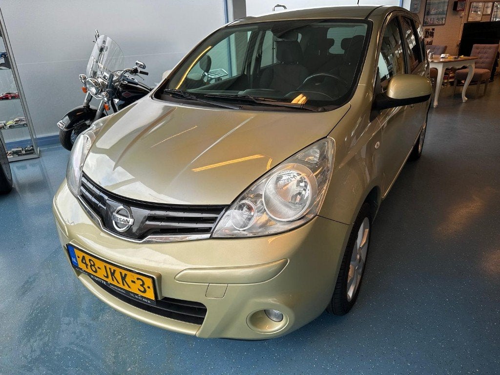 Nissan Note 1.6 16V Acenta Ned. Auto, Auto's, Voorwielaandrijving, Zwart, 49 €/maand, Origineel Nederlands