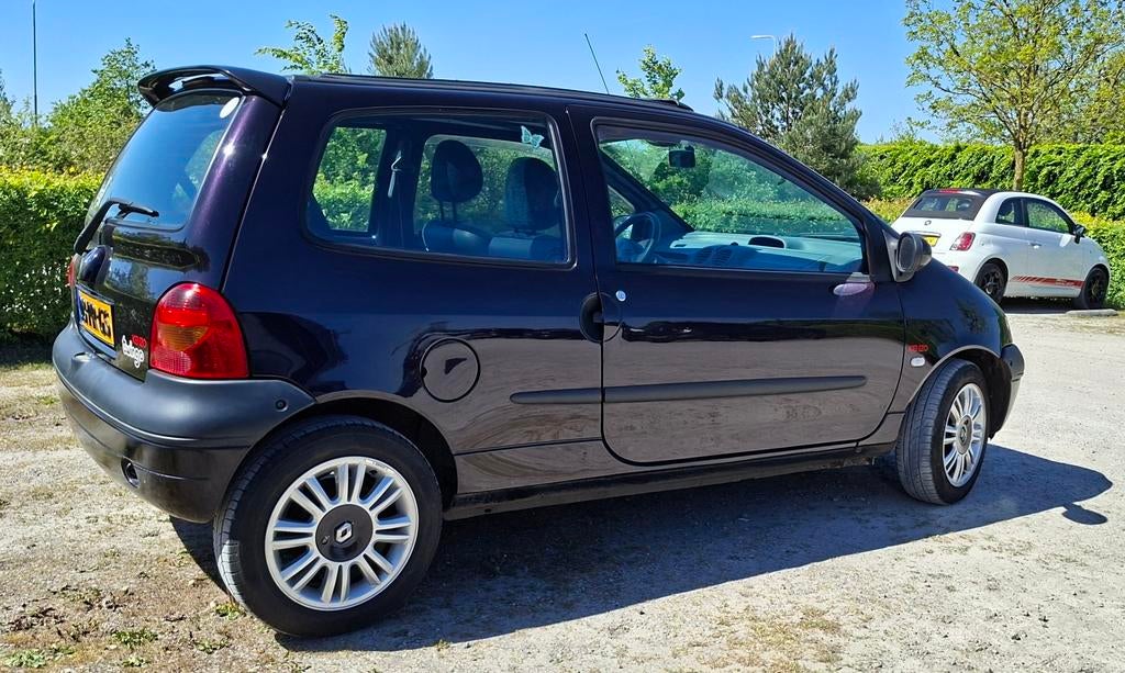 Renault Twingo Kenzo 1.2 16v airco panodak Youngtimer, Auto's, Voorwielaandrijving, 4 stoelen, Origineel Nederlands, Handgeschakeld