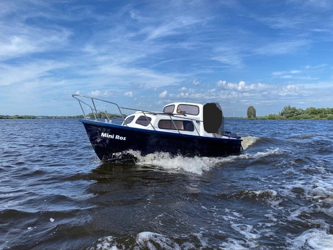 Nette Mayland 550 kajuitboot met suzuki df15a, Watersport en Boten, Motorboten en Motorjachten, Overige merken, Gebruikt, Kajuitboot