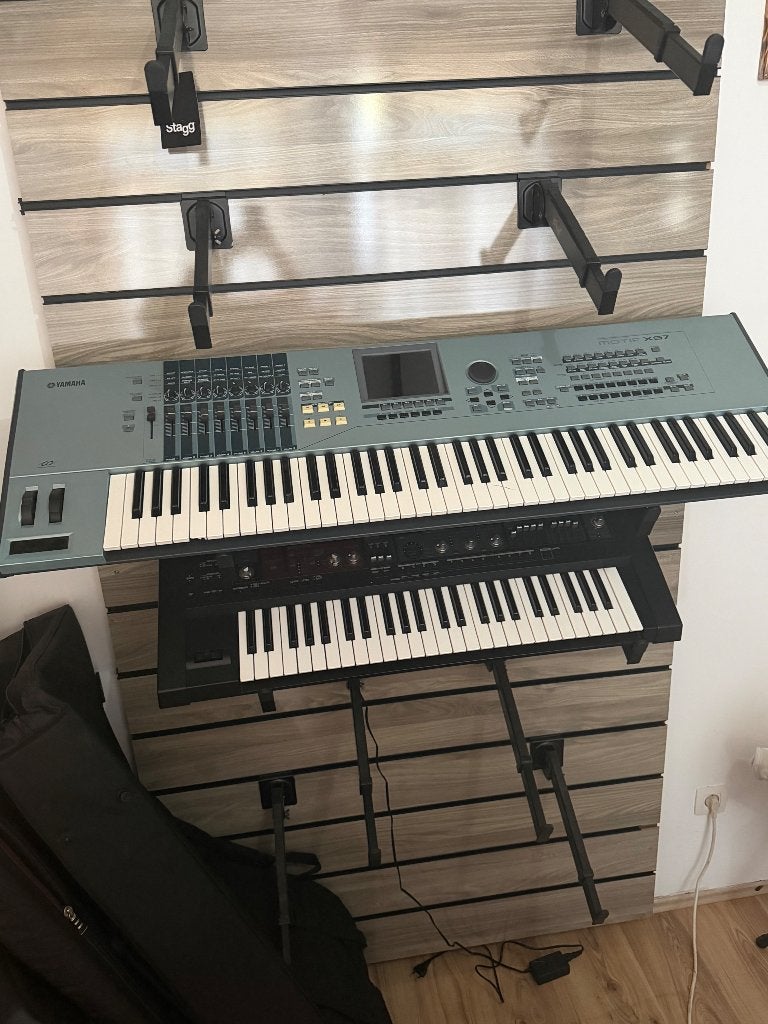 Verschillende synthesizers Met Garantie, Muziek en Instrumenten, Ophalen, Gebruikt, Overige aantallen, Overige merken
