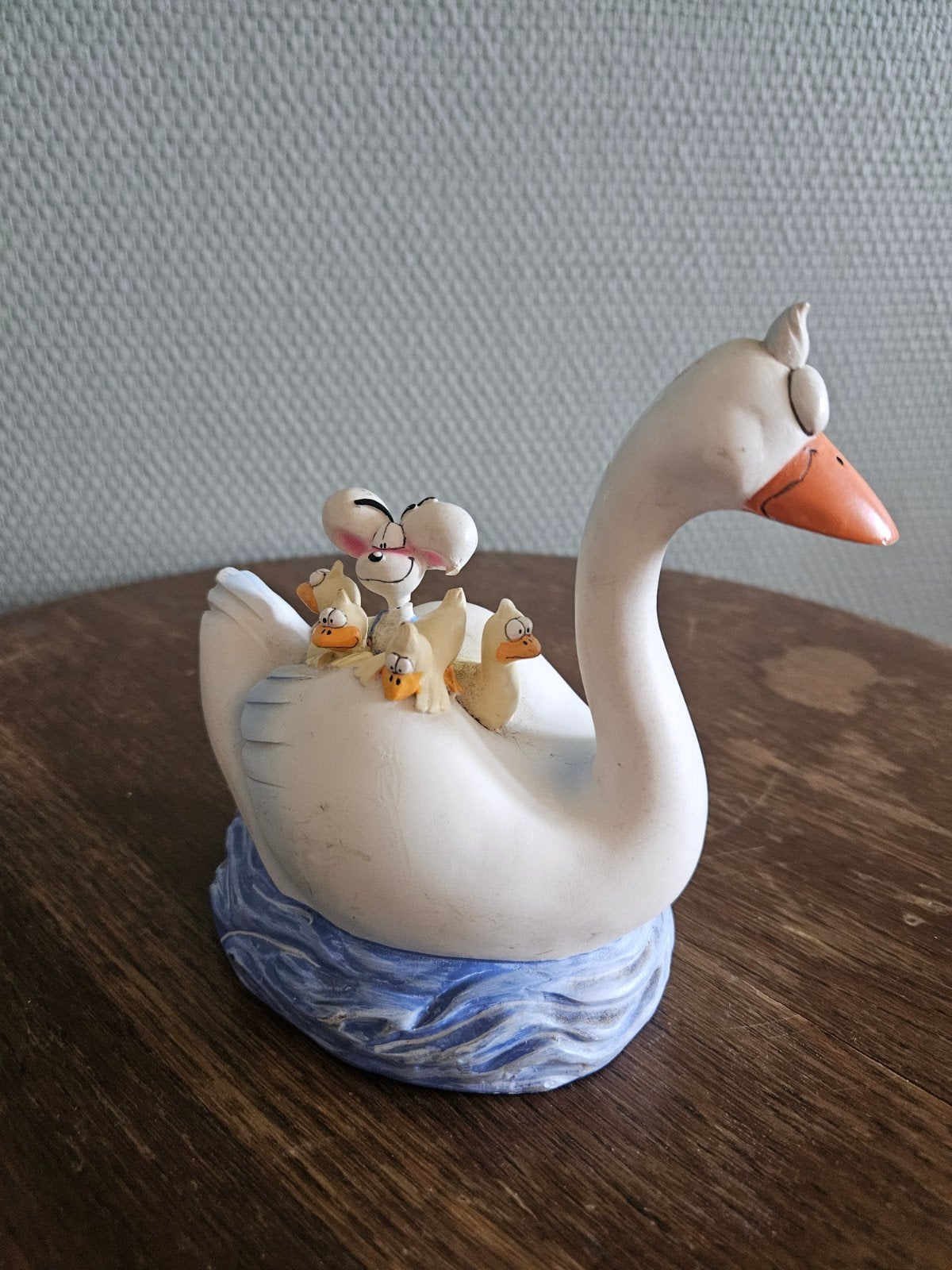 Diddl Beeldje op Zwaan (Depesche) – Vintage, Verzamelen, Diddl, Zo goed als nieuw, Beeldje of Figuurtje, Verschillende figuren