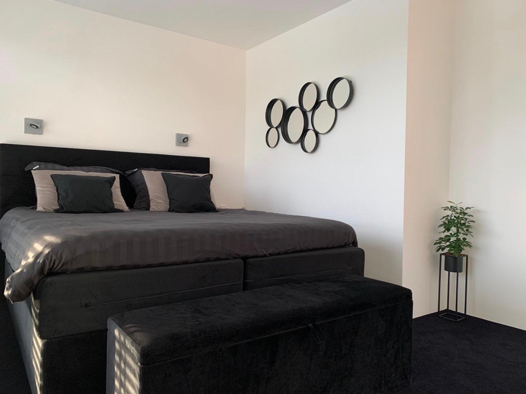 Swiss Sense Boxspring 180x220 zwart velours, Ophalen, Zwart, Tweepersoons, Zo goed als nieuw