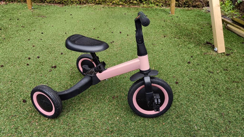 Topmark 4-in-1 driewieler / loopfiets roze, Fietsen en Brommers, Fietsen | Driewielers, Ophalen, Zo goed als nieuw, Topmark, Verstelbare zitting