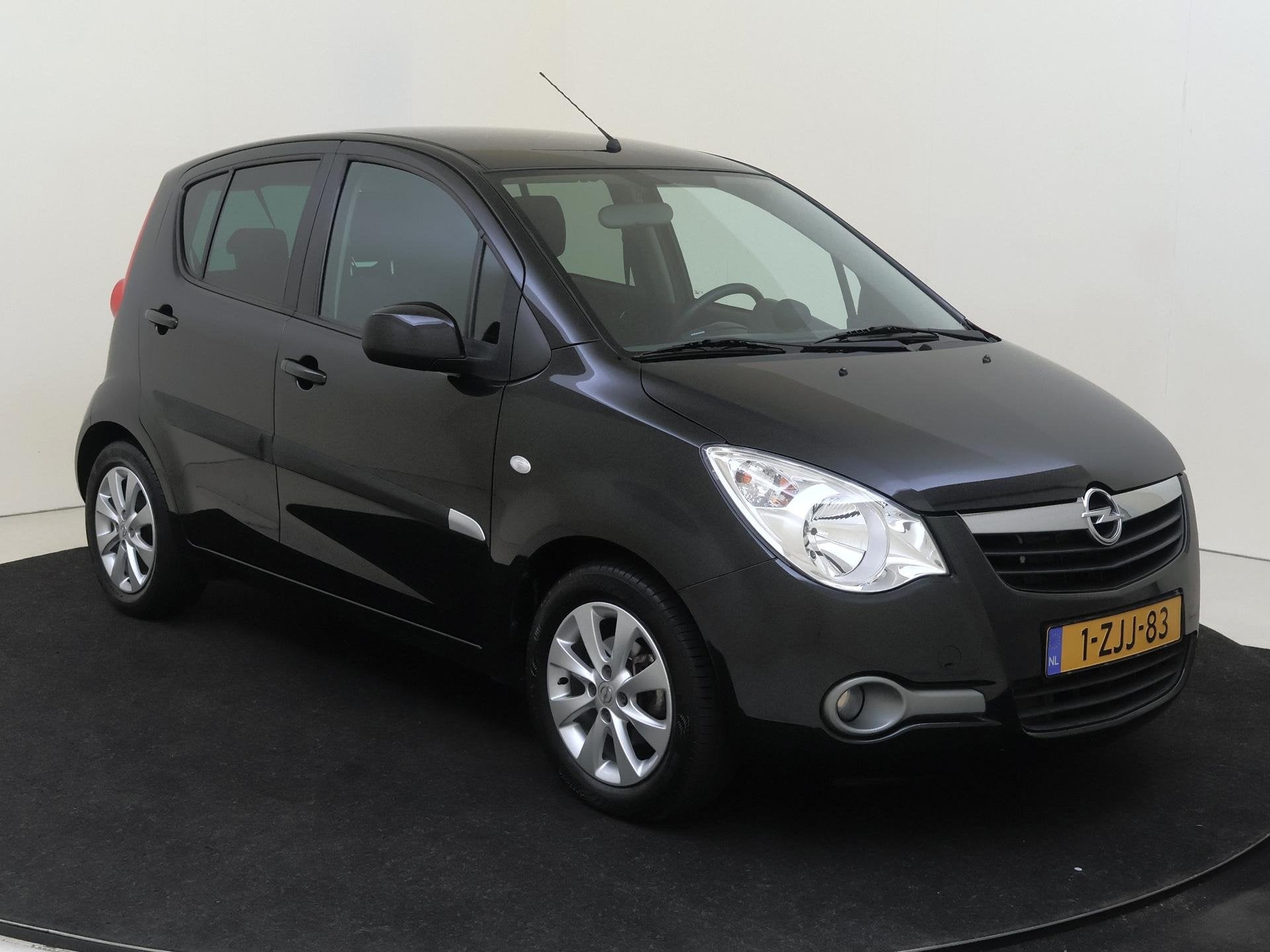 Opel Agila 1.2 Edition | Airco | Radio, Voorwielaandrijving, Stof, 4 cilinders, 965 kg