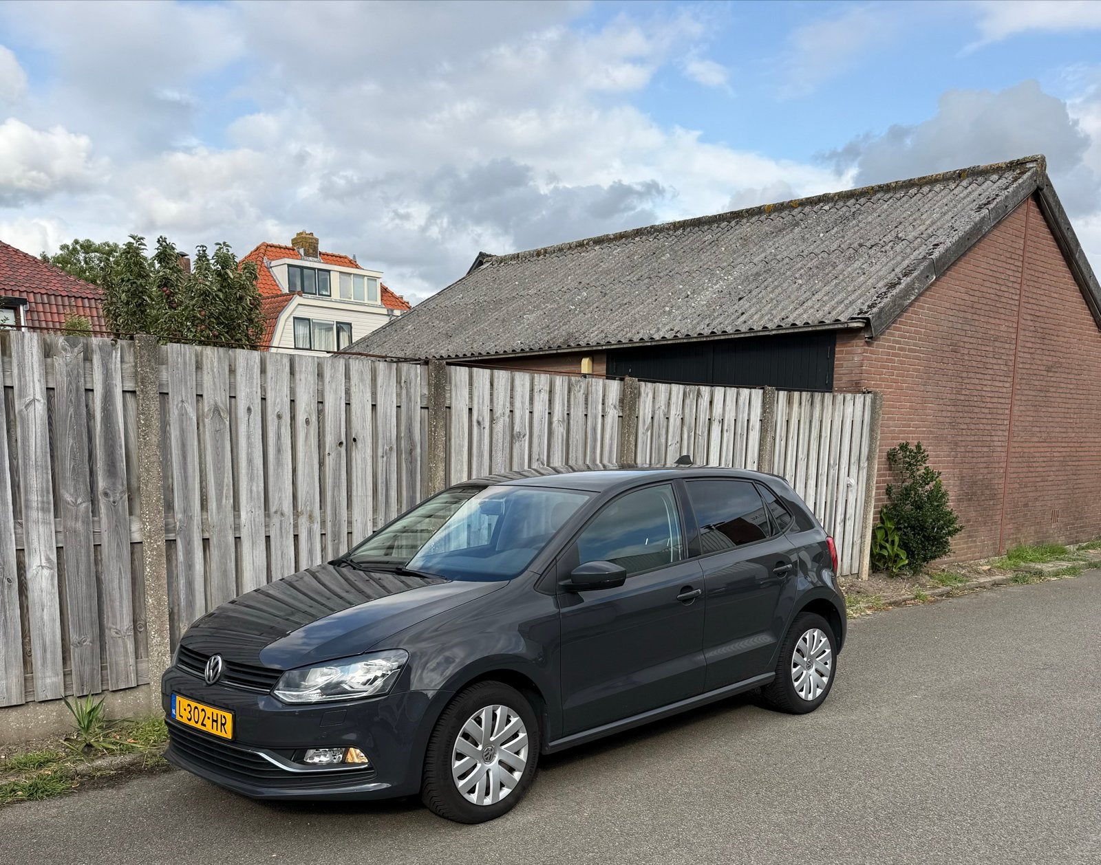 Volkswagen Polo 1.0 TSI 2015|Stoelverw|Airco|ParkSensoren, Voorwielaandrijving, Stof, Zwart, Electronic Stability Program (ESP)