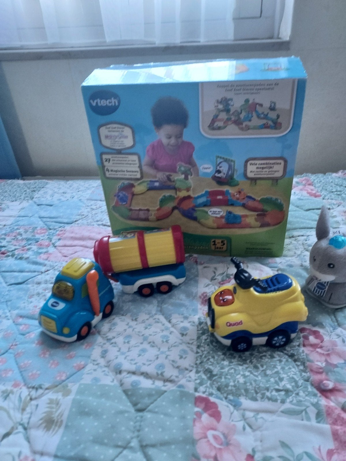 V-tech Toet Toet Auto's speelgoedset met voertuigen, Kinderen en Baby's, Ophalen, Zo goed als nieuw, 6 maanden tot 2 jaar