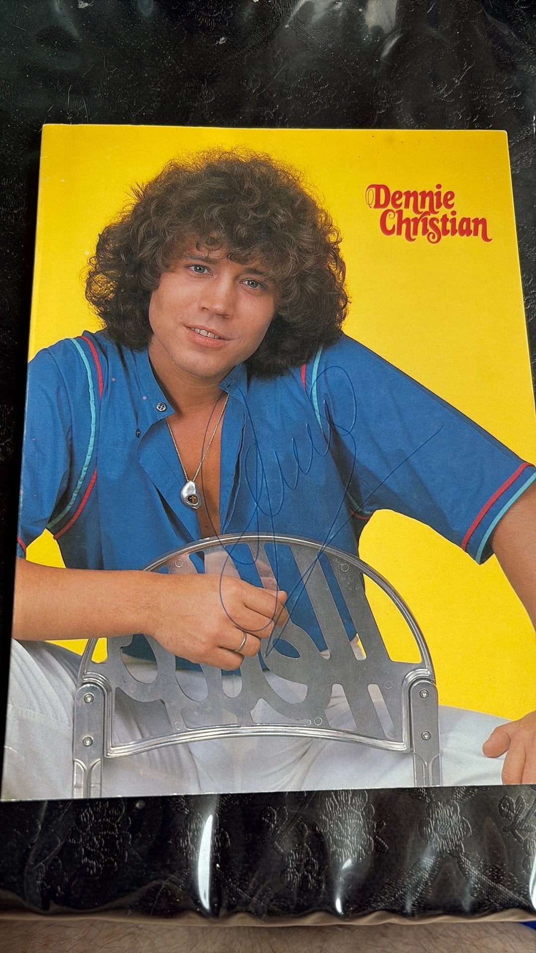 Gesigneerde klapkaart Dennie Christian, Ophalen of Verzenden, Gebruikt, Foto of Kaart