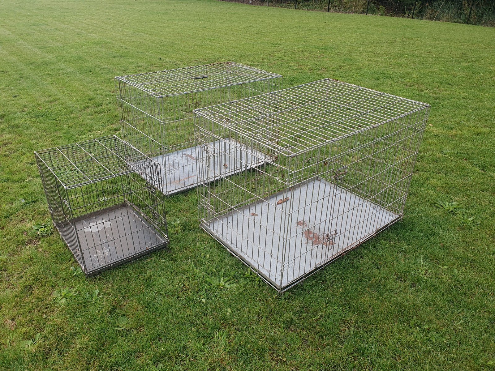 3 x hondenbench. 2x XL en 1x M, Dieren en Toebehoren, Ophalen