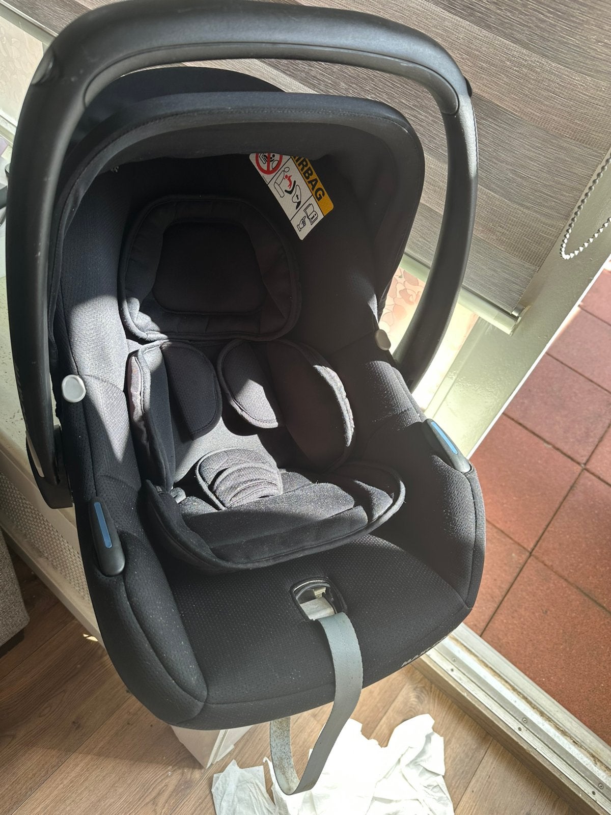Maxi cosi zwart ophalen in Amsterdam, Autogordel, Ophalen of Verzenden, Zo goed als nieuw, 0 t/m 13 kg