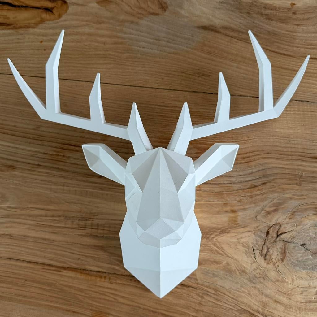 Geometrische hertenkop - wandsculptuur - ArtHert, Ophalen of Verzenden, Zo goed als nieuw