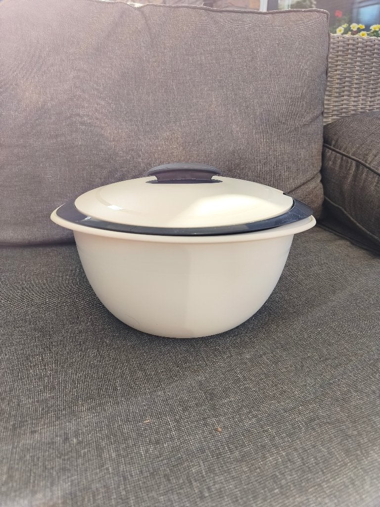 Tupperware serveerschaal, Huis en Inrichting, Keuken | Tupperware, Schaal, Blauw, Ophalen of Verzenden, Zo goed als nieuw