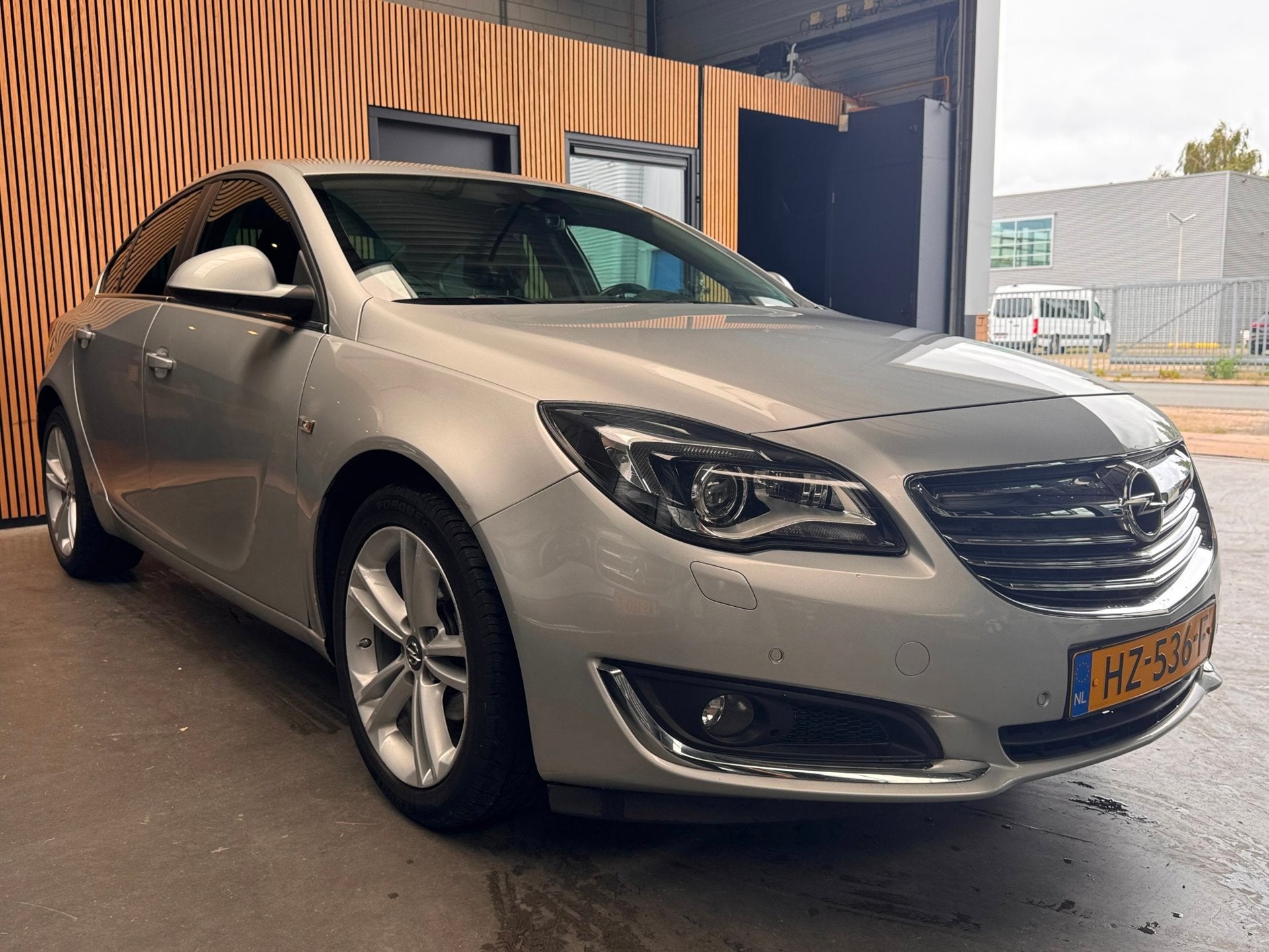 Opel Insignia 1.4 T EcoFLEX Business+ Airco|Cruise|Navi|PDC|, Auto's, Opel, Voorwielaandrijving, 4 cilinders, Origineel Nederlands