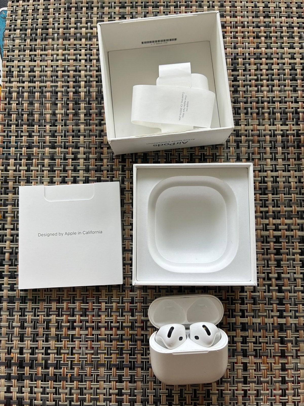 Originele Apple AirPods 4 met ANC, In-ear, Bluetooth, Ophalen of Verzenden, Zo goed als nieuw