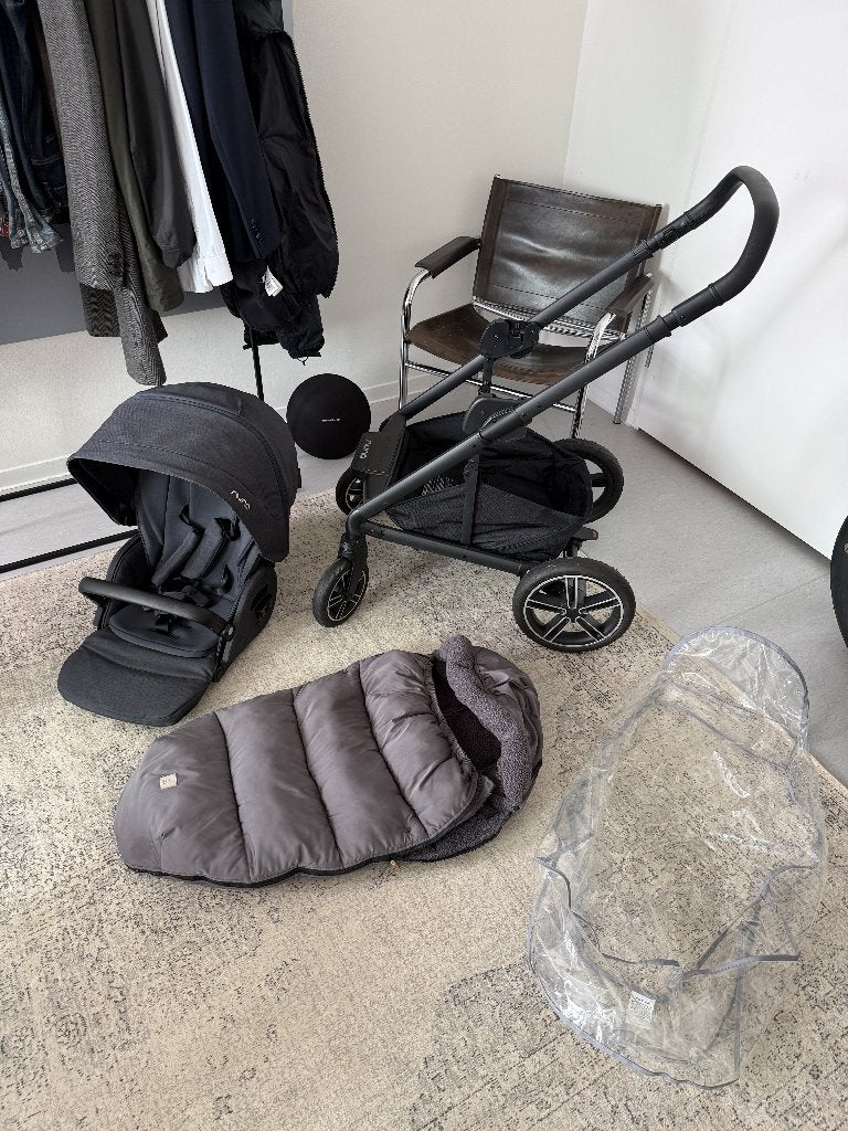 Nuna MIXX Next Kinderwagen – Zwart, Luchtbanden, Zo goed als nieuw, Ophalen, Kinderwagen