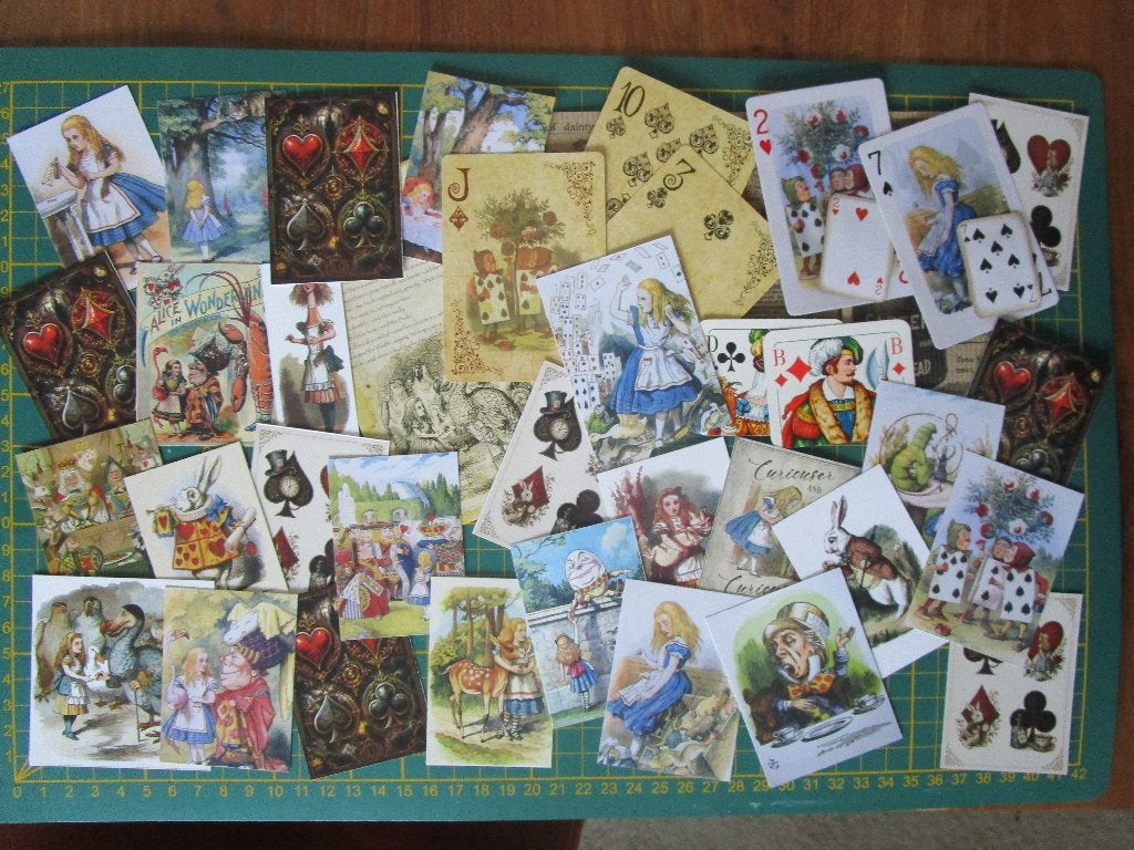 36-delig Alice in Wonderland setje Scrapbooking etc, Verzenden, Nieuw, Fantasie