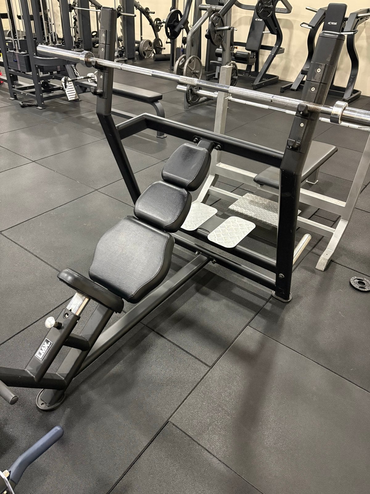 Incline benchpress & flat benchpress voor Borsttraining, Ophalen, Krachtstation, Borst, Zo goed als nieuw