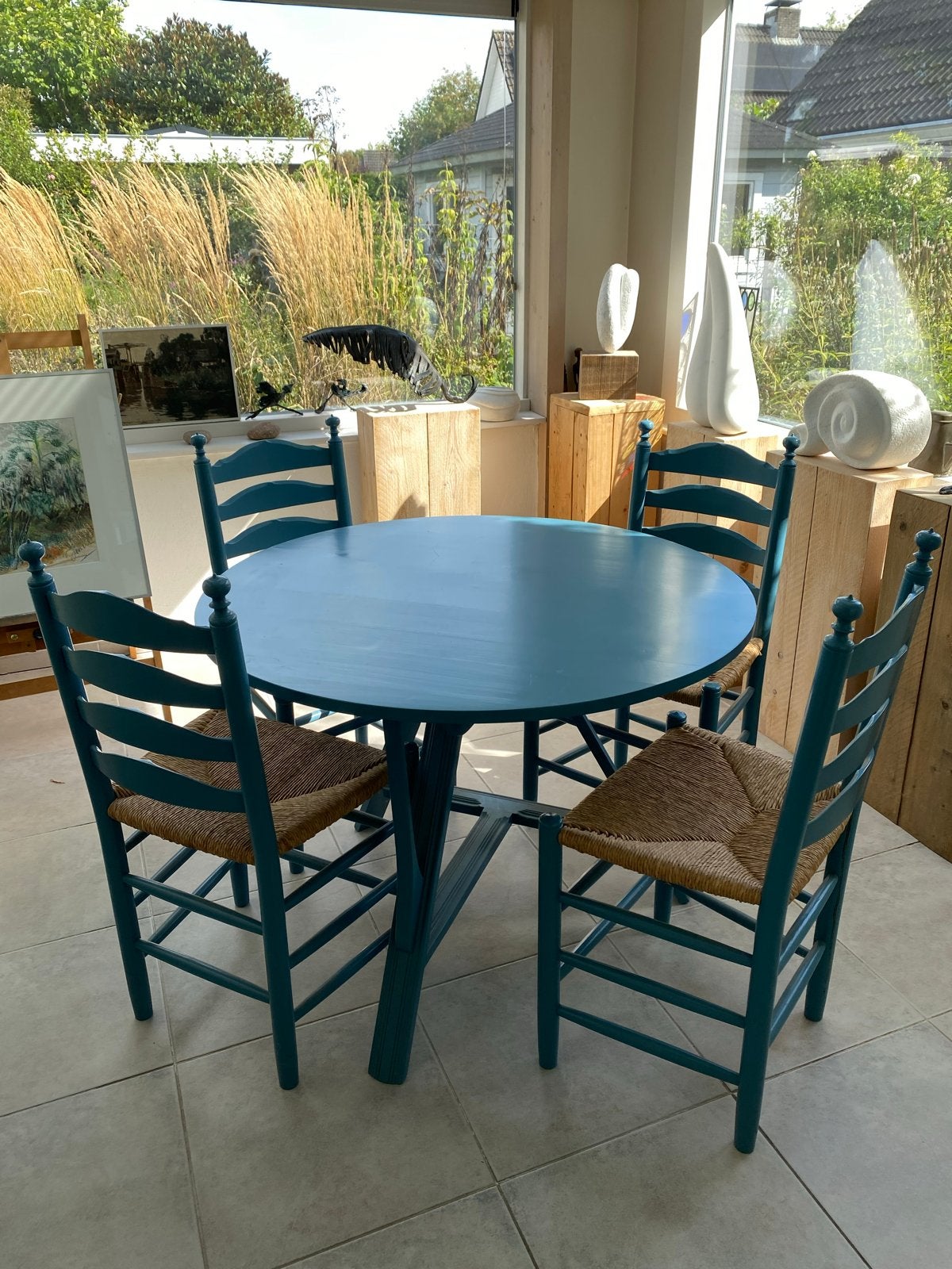 Unieke Staphorster klaptafel met 4 gevlochten stoelen, Huis en Inrichting, Ophalen, Gebruikt, Rond, 50 tot 100 cm