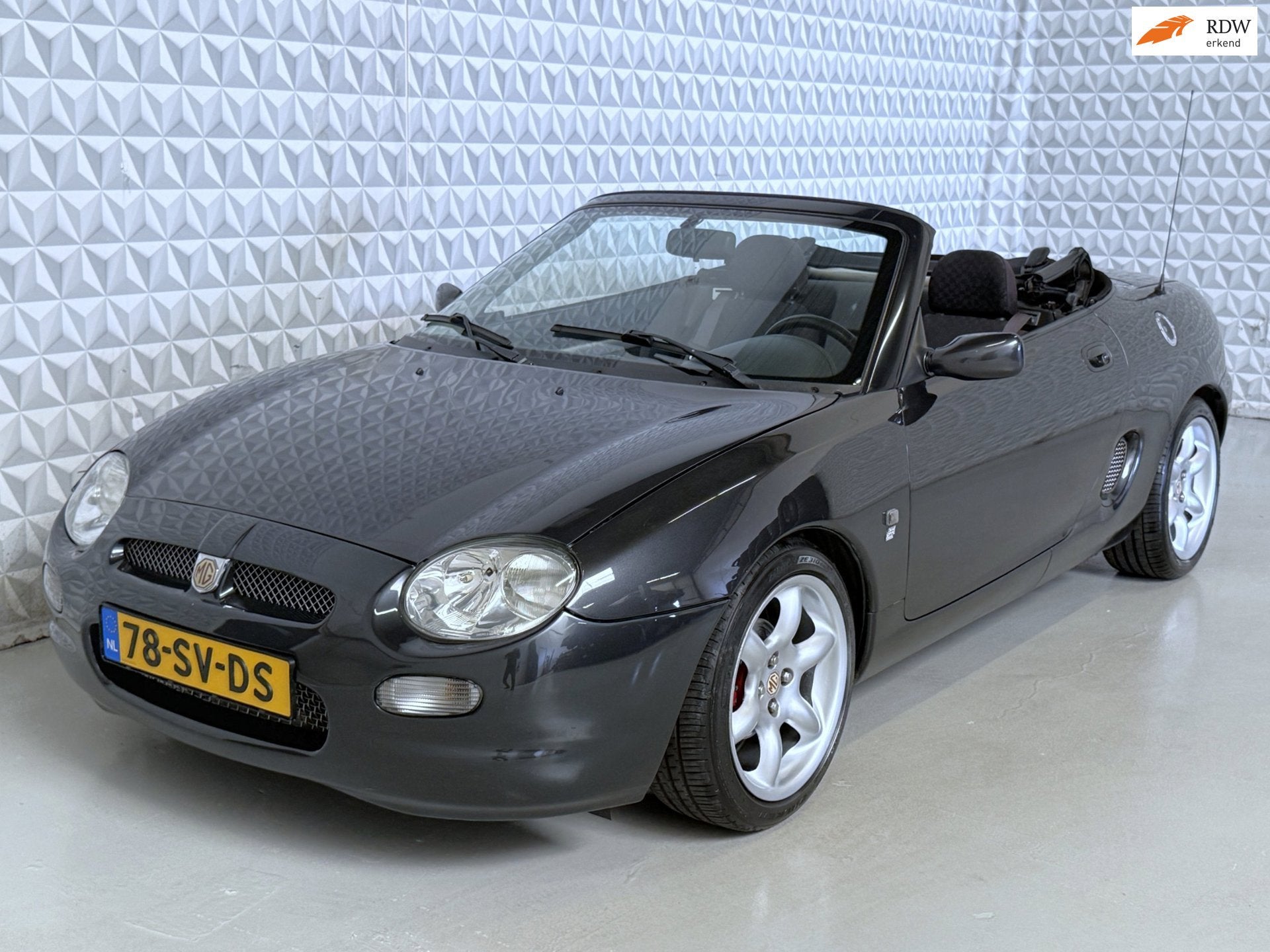 MG F 1.8i / 1 van de miljoen MG's in Europa! 222.000km (1997, Auto's, Euro 2, Gebruikt, 4 cilinders, Cabriolet