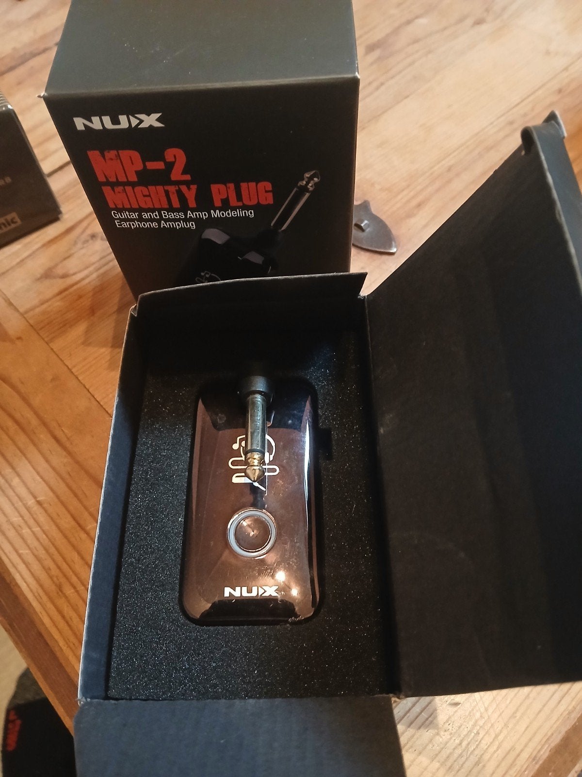 NUX MP-2 Mighty Plug Gitaar en Bas Amp Modeling Earphone, Muziek en Instrumenten, Ophalen of Verzenden, Zo goed als nieuw, Overige typen