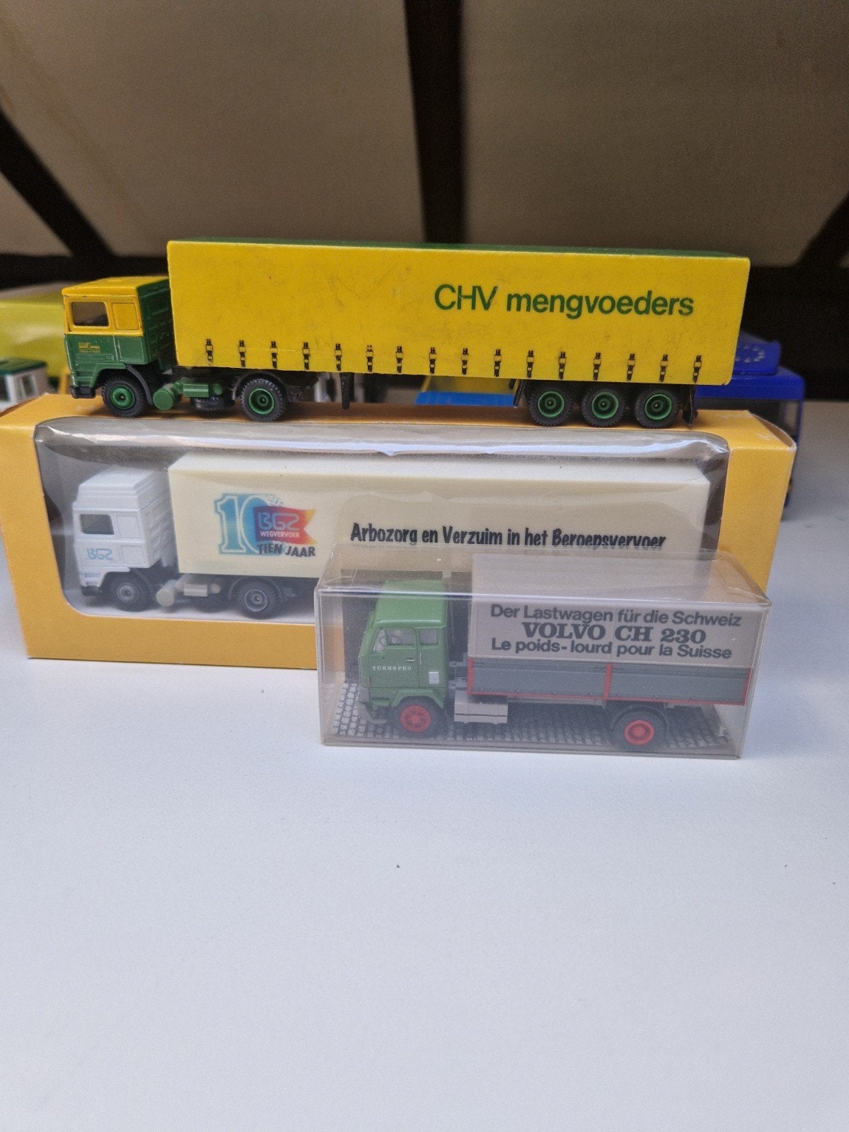 3x volvo truck . 2x f12 1 x f89, Hobby en Vrije tijd, Ophalen of Verzenden, Bus of Vrachtwagen, Efsi
