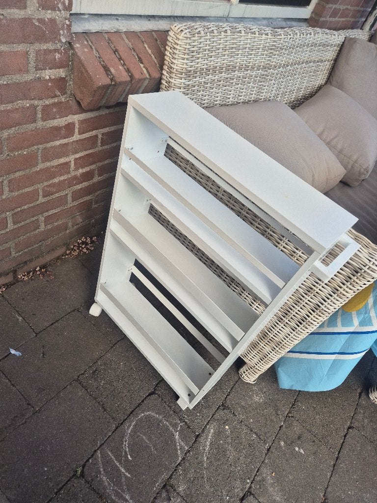 Apothekerskast, Ophalen, Zo goed als nieuw