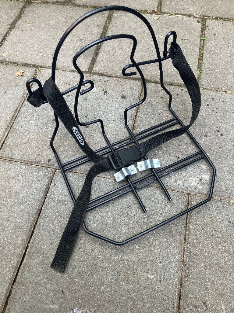 Steco drager monkey mee rugtas schooltas drager, Fietsen en Brommers, Fietsaccessoires | Bagagedragers, Ophalen, Gebruikt