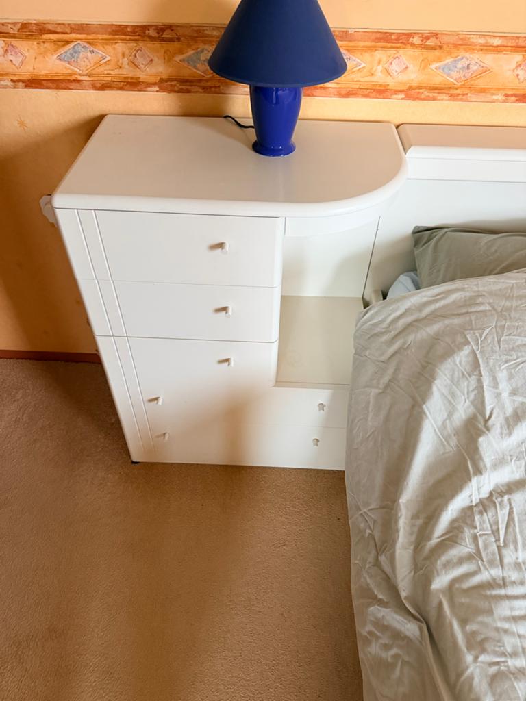 AFHAAL 27 juni:  2 persoons bed met nachtkastjes, Overige materialen, Gebruikt, Wit, Tweepersoons