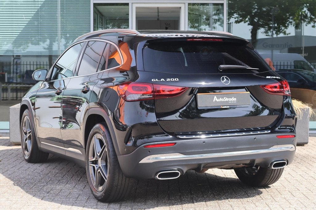 Mercedes GLA 250 AMG-LINE 224pk 8G-DCT I Navi I Camera I Sfe, Auto's, Mercedes-Benz, 4 cilinders, Origineel Nederlands, Bedrijf