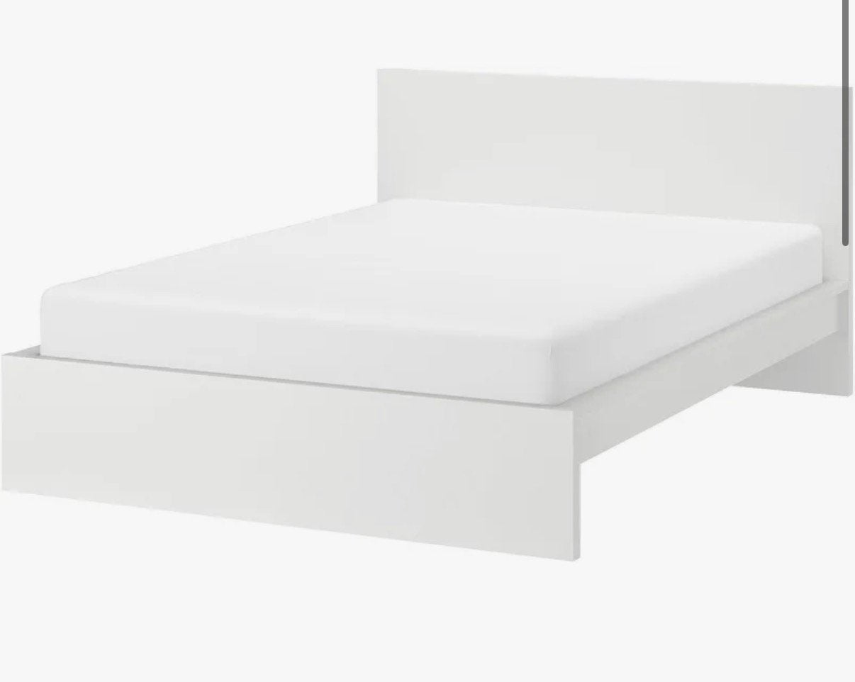 IKEA Malm bed Wit (140x200cm) +Verstelbare Lattenbodems, 30 tot 80 cm, Radiator, Ophalen of Verzenden, Zo goed als nieuw