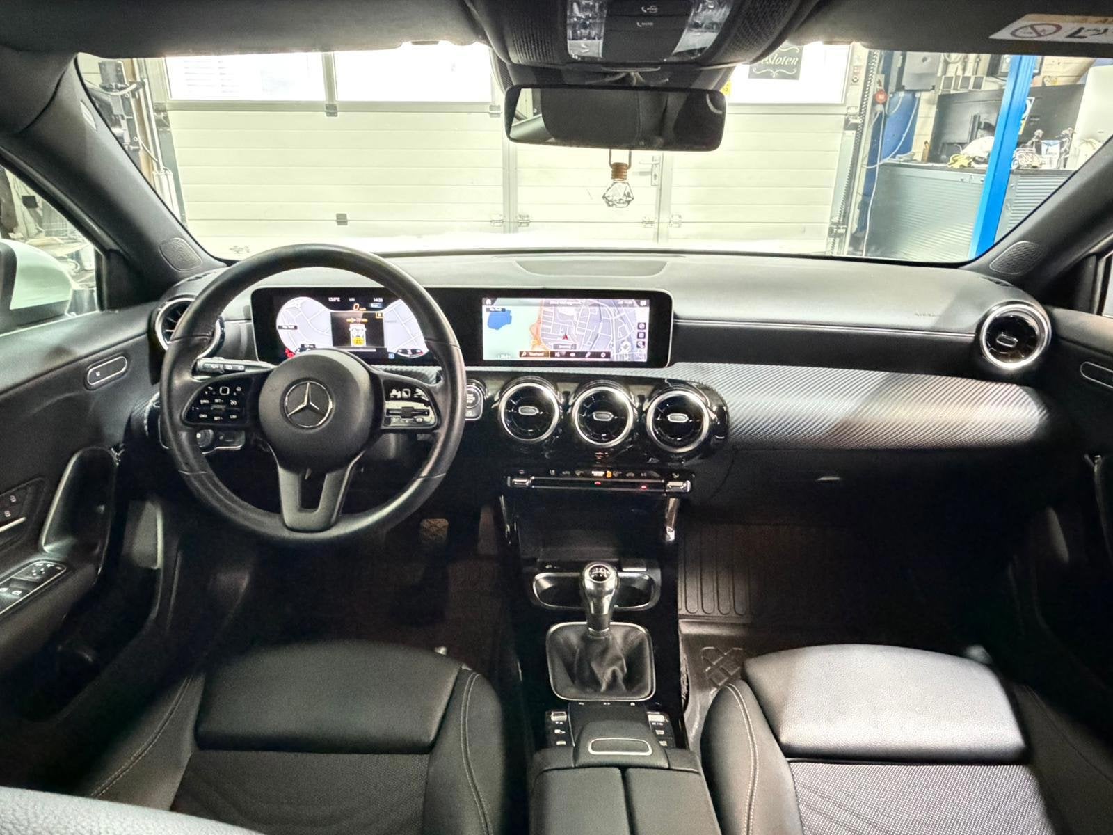 Mercedes-Benz A-klasse 160 Business Solution NL AUTO&NAP KM', Gebruikt, 4 cilinders, Automatische klimaatregeling, Leder en Stof