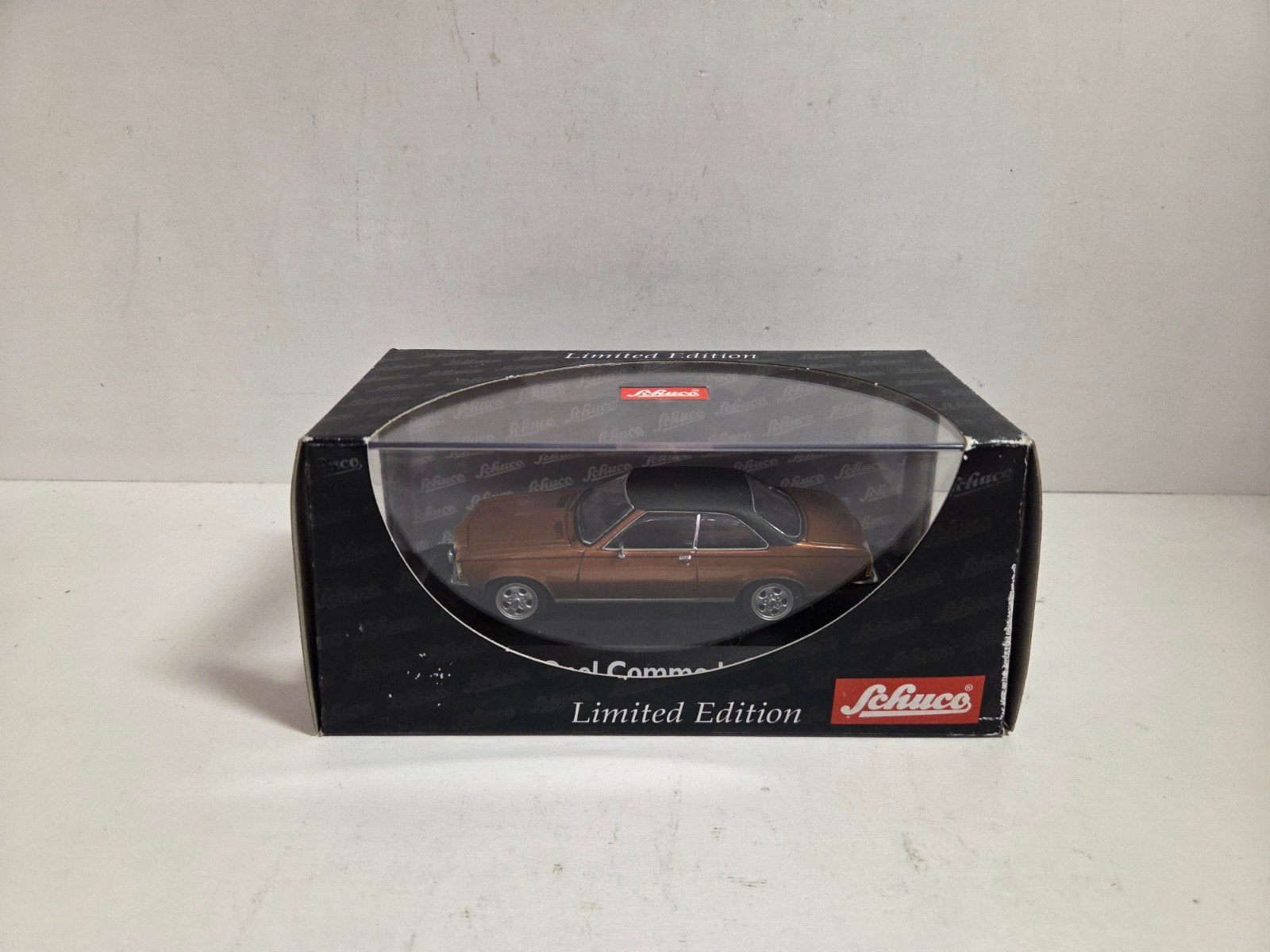 Schuco Opel Commodore B 1:43, Auto, ., Ophalen of Verzenden, Zo goed als nieuw