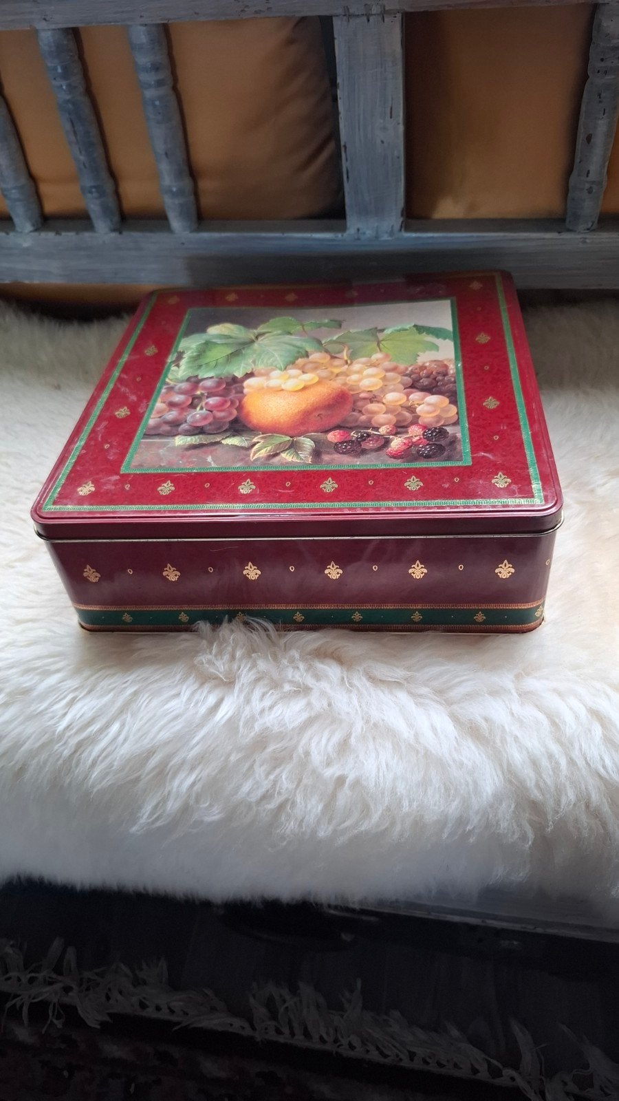 Vintage koekblik met fruitafbeelding, Ophalen of Verzenden, Gebruikt, Koek(jes), Overige merken