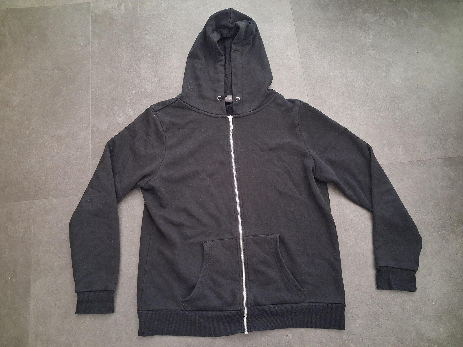 zwarte vest met capuchon primark maat L, Ophalen of Verzenden