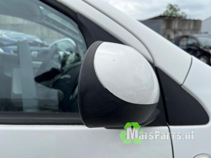 Buitenspiegel rechts van een Peugeot 107, Gebruikt, -, -, Ophalen of Verzenden