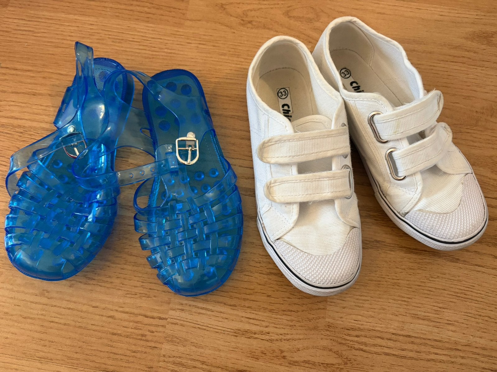 Gym en waterschoenen maat 33, Ophalen of Verzenden, Gebruikt, Jongetje of Meisje, Schoentjes