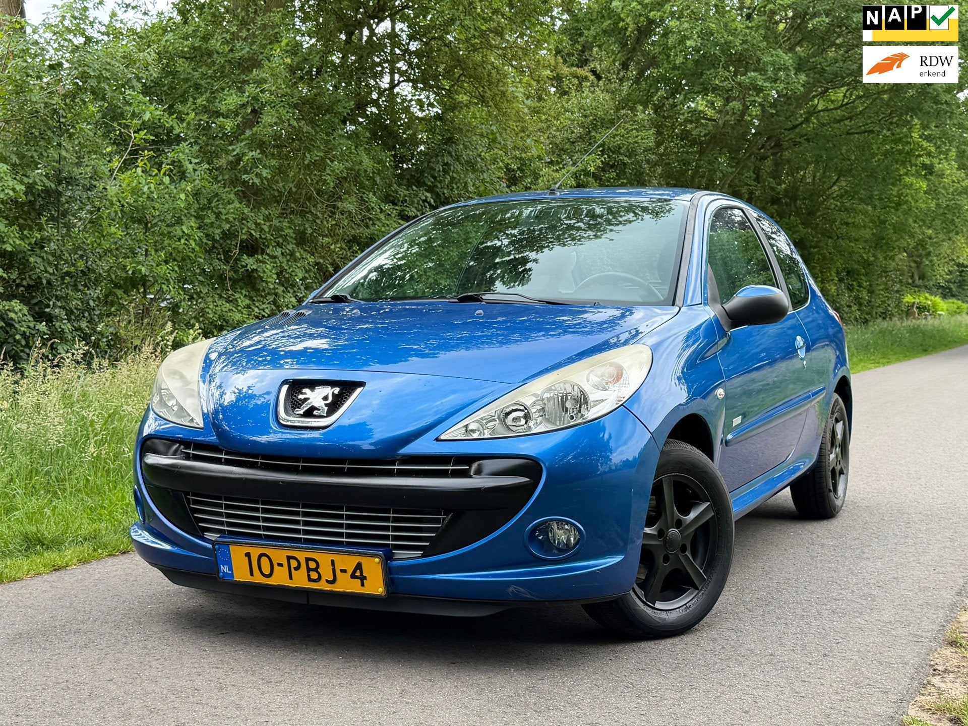 Peugeot 206 + 1.4 Millesim 200 | '' 64.000 KM '' + 2de eigen, Auto's, Voorwielaandrijving, Stof, 4 cilinders, Elektrische ramen